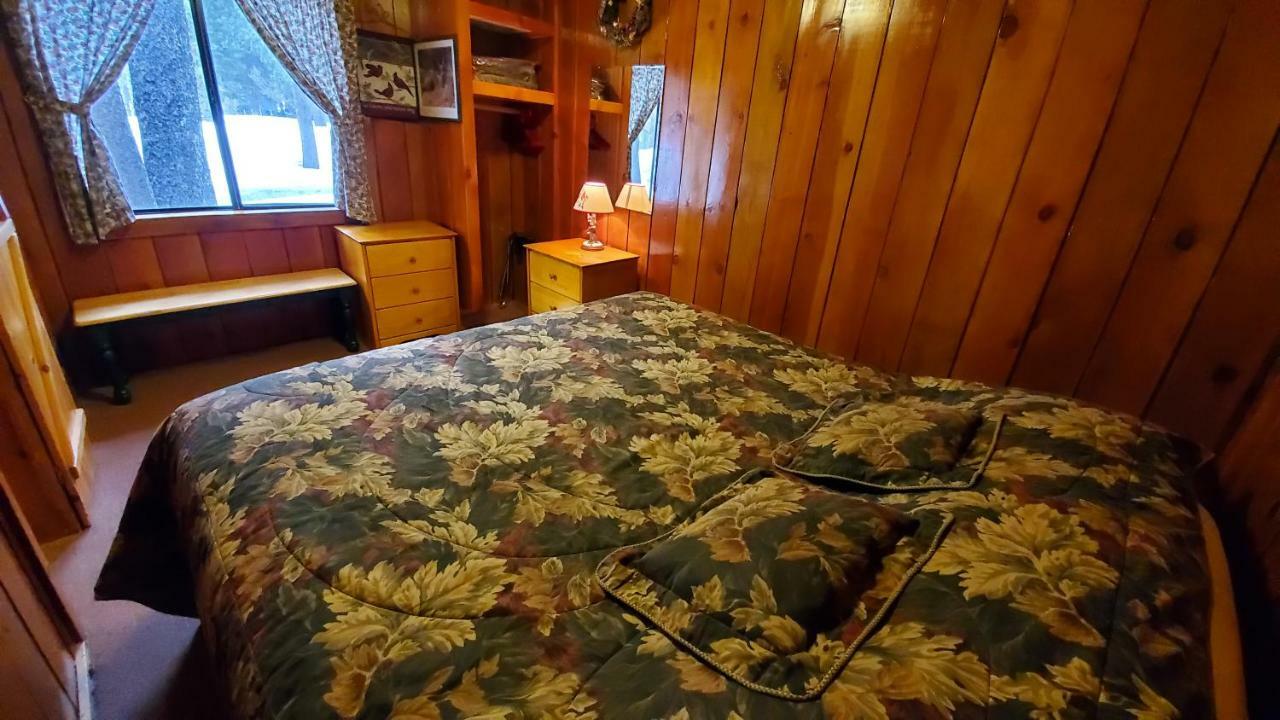 Reverse Creek Lodge June Lake Zimmer foto