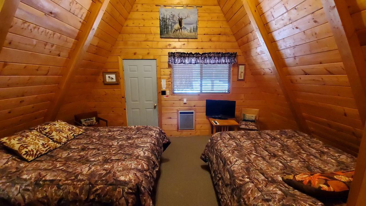 Reverse Creek Lodge June Lake Zimmer foto