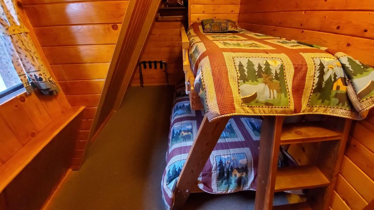 Reverse Creek Lodge June Lake Zimmer foto