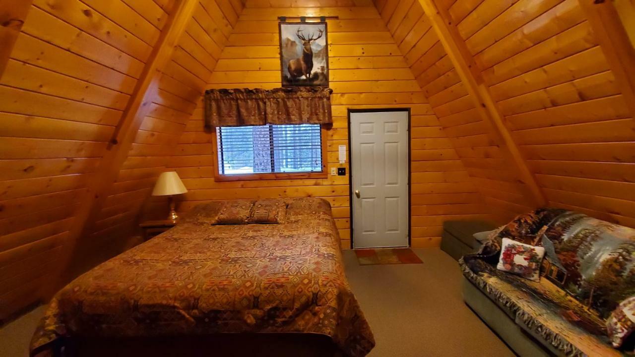 Reverse Creek Lodge June Lake Zimmer foto